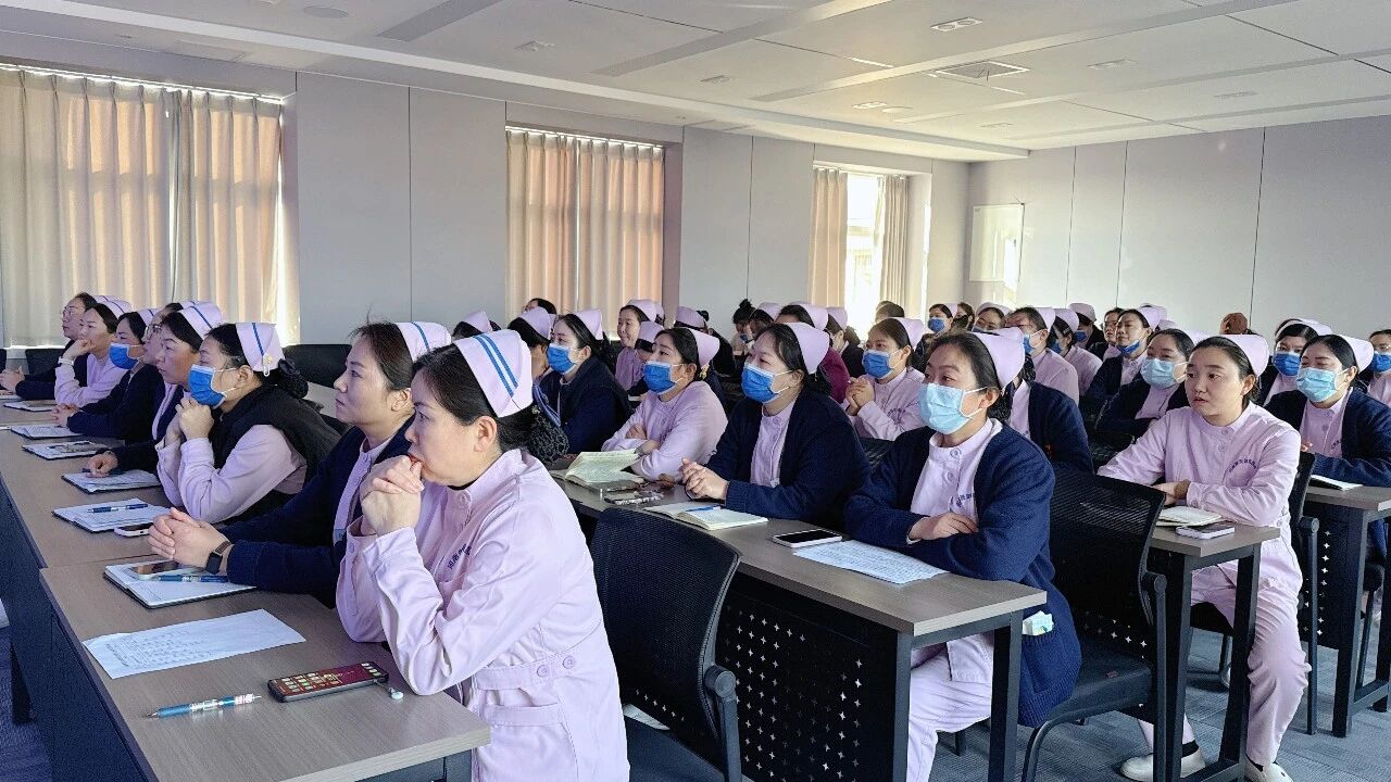 以“圈”为基，持“质”以恒-河南誉美肾病医院成功举办2025年护理品管圈成果汇报会